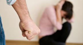 Домашнее насилие над женщинами и детьми: причины, помощь, куда обращаться